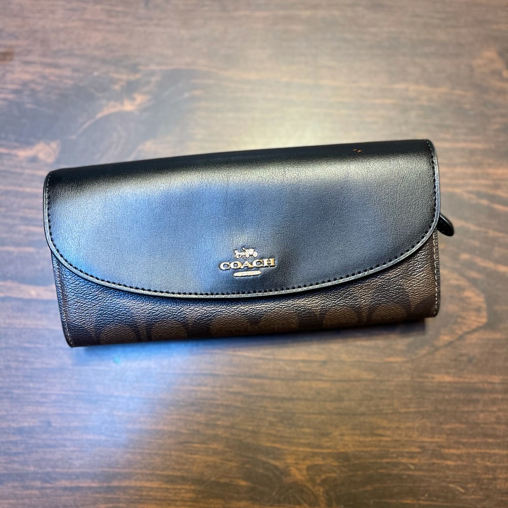Coach wallet